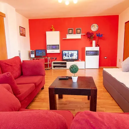 Bulici 1984 Apartman *